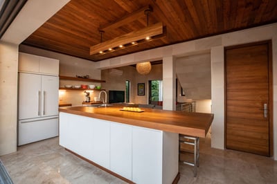 Luxury Villa Photo #14