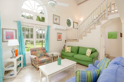 Luxury Villa Photo #23