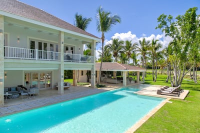 Luxury Villa Photo #2