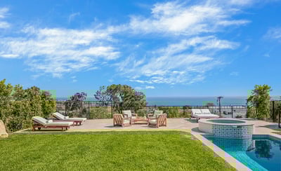 Luxury Villa Photo #3