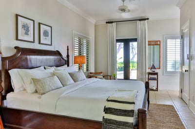 Luxury Villa Photo #8