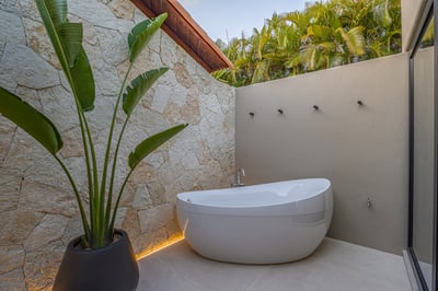 Luxury Villa Photo #66