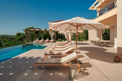 Luxury Villa Photo #24