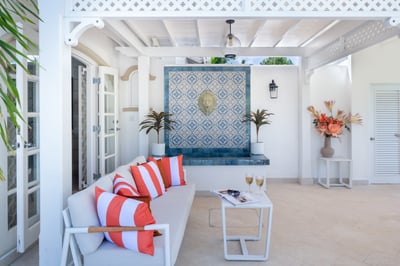 Luxury Villa Photo #9