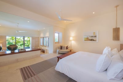 Luxury Villa Photo #43