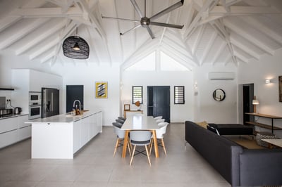 Luxury Villa Photo #17