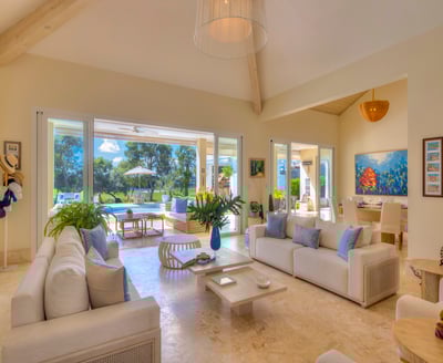 Luxury Villa Photo #18