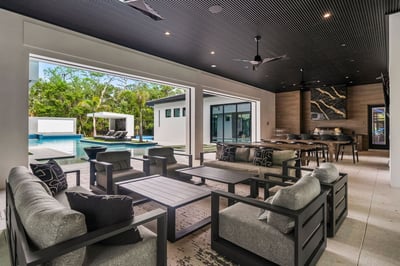 Luxury Villa Photo #21