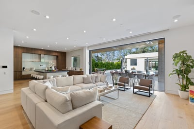 Luxury Villa Photo #16
