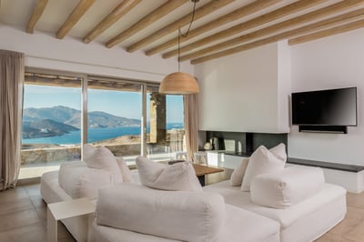 Luxury Villa Photo #24