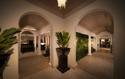 Luxury Villa Photo #9