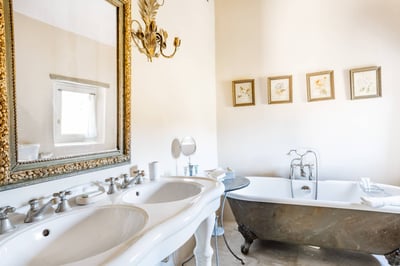 Luxury Villa Photo #21