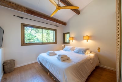Luxury Villa Photo #18