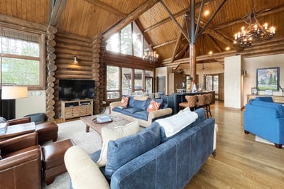Luxury Villa Photo #4