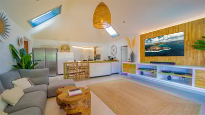 Luxury Villa Photo #21