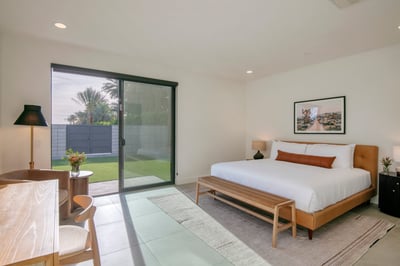 Luxury Villa Photo #30