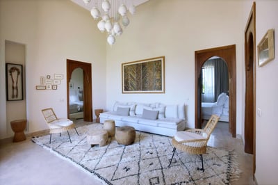 Luxury Villa Photo #16