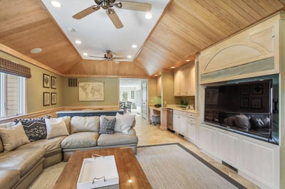 Luxury Villa Photo #24