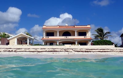 Luxury Villa Photo #4