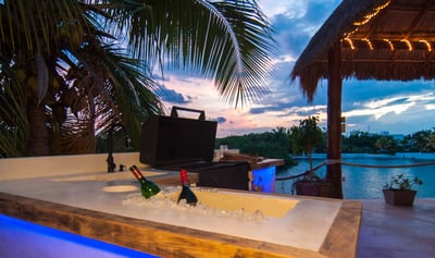 Luxury Villa Photo #13