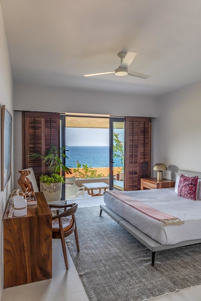 Luxury Villa Photo #7
