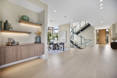 Luxury Villa Photo #22