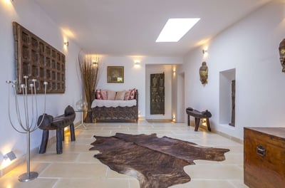 Luxury Villa Photo #19
