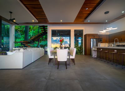 Luxury Villa Photo #37