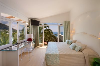 Luxury Villa Photo #20