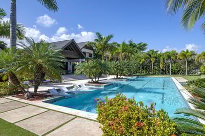 Luxury Villa Photo #5