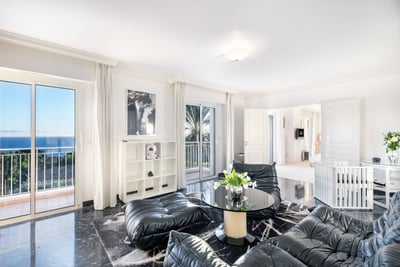 Luxury Villa Photo #16