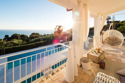 Luxury Villa Photo #18