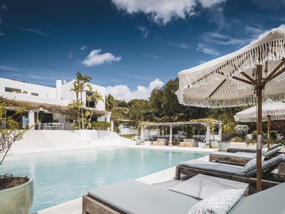 Luxury Villa Photo #2