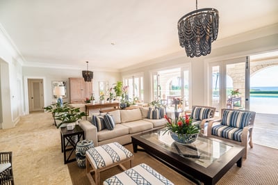 Luxury Villa Photo #45
