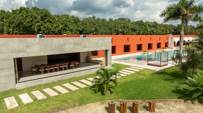 Luxury Villa Photo #10