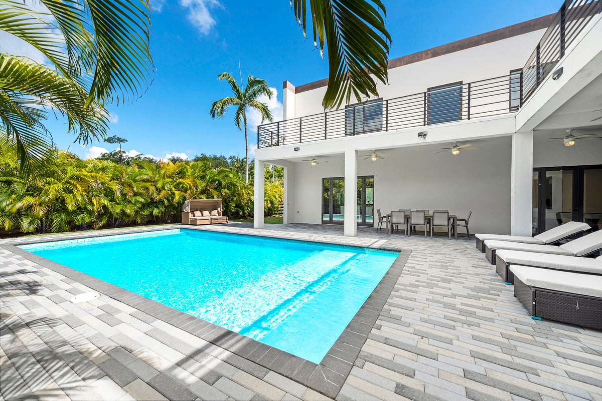 View of Florida Villas & Luxury Vacation Rentals : Rental Escapes