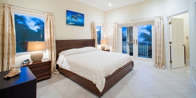 Luxury Villa Photo #16