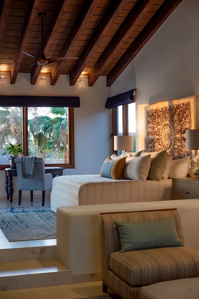 Luxury Villa Photo #30