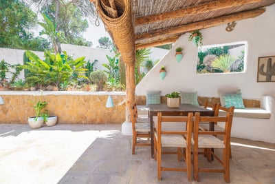 Luxury Villa Photo #10