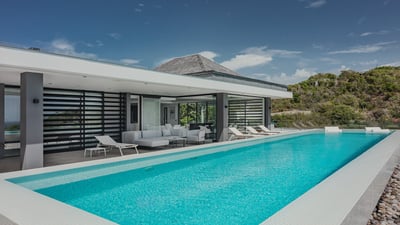 Luxury Villa Photo #4
