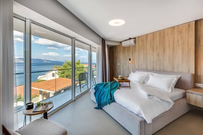 Luxury Villa Photo #51