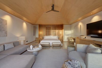 Luxury Villa Photo #40