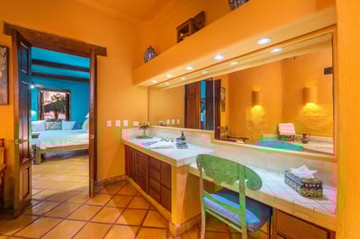Luxury Villa Photo #35