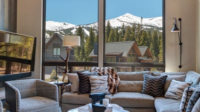Enjoy Peak 8 views and beyond