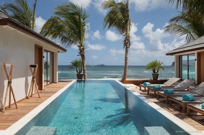 Luxury Villa Photo #2