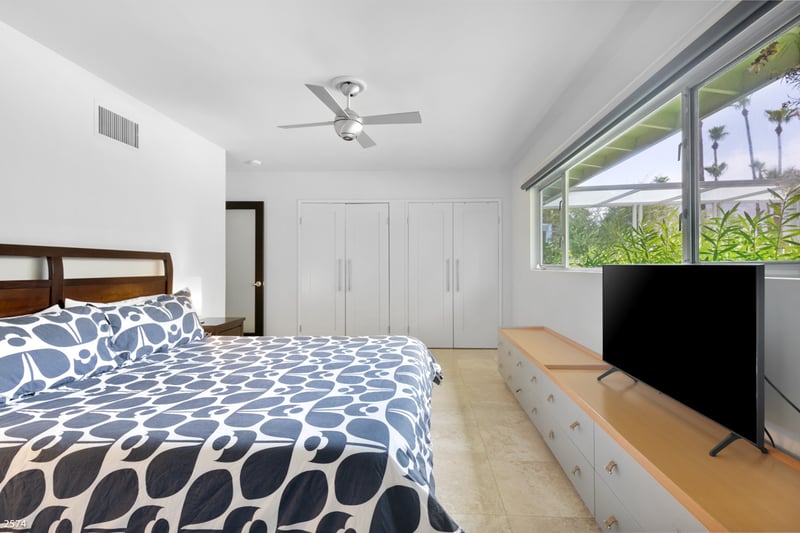 Sunny Lands Vacation Home