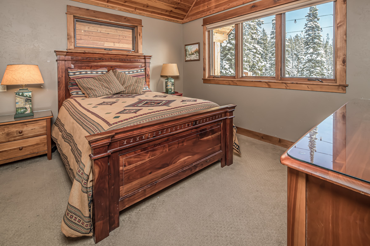 Moon Rider Ski Chalet Home rental - 32
