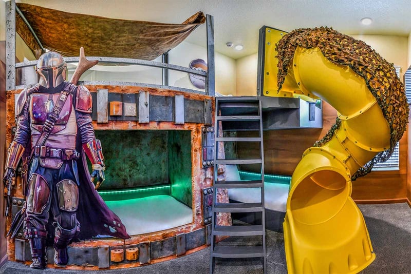 Stage Left at Villatel Village Solterra