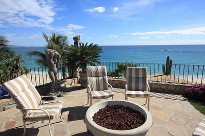 Luxury Villa Photo #4