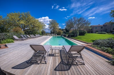 Luxury Villa Photo #14